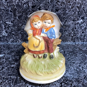 Vintage Music Box Figurine Sankyo Japan‎ 1970’s